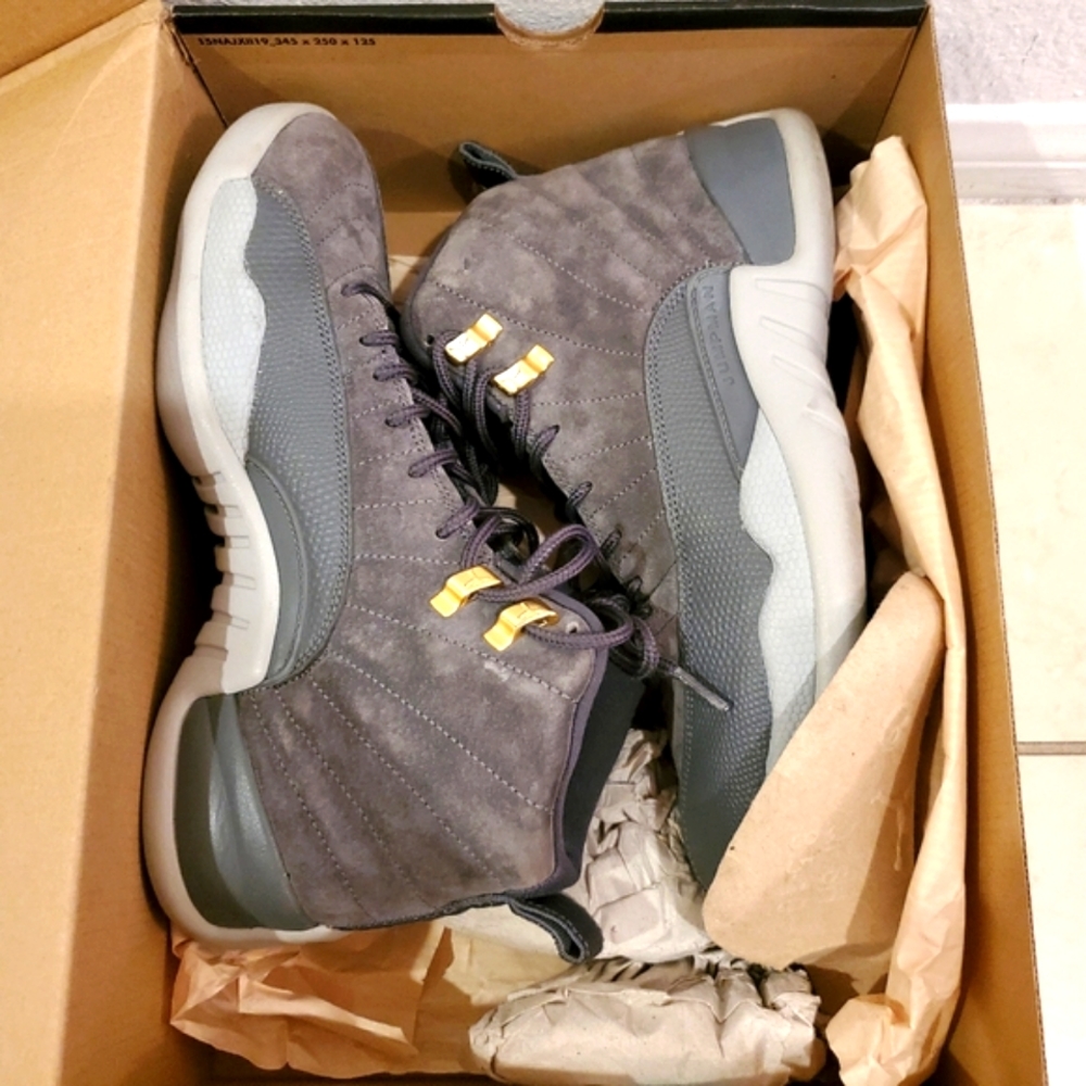 AIR JORDAN 12 RETRO - Picture 1 of 6